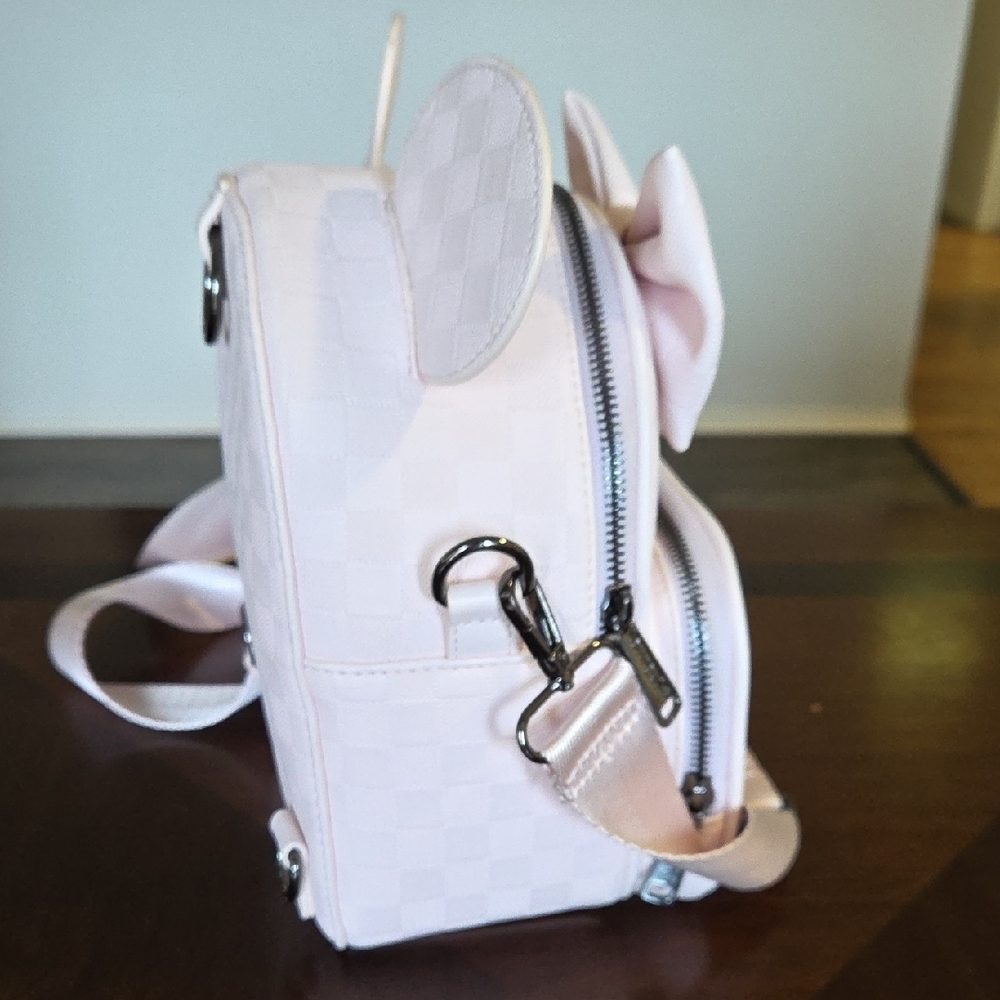 Loungegly Disney Light Pink Minnie Mouse Backpack - Picture 5 of 7